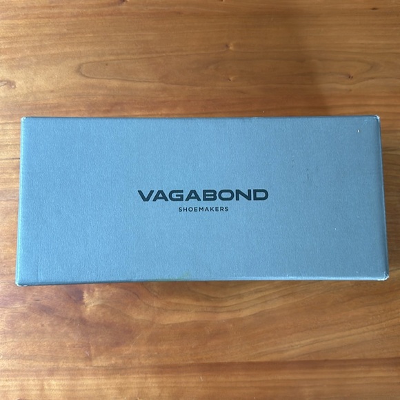 Vagabond Patent Leather Mary Jane Flats Size 10 - Picture 5 of 5